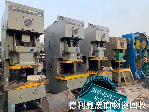 453635458.jpg 453635458.jpg